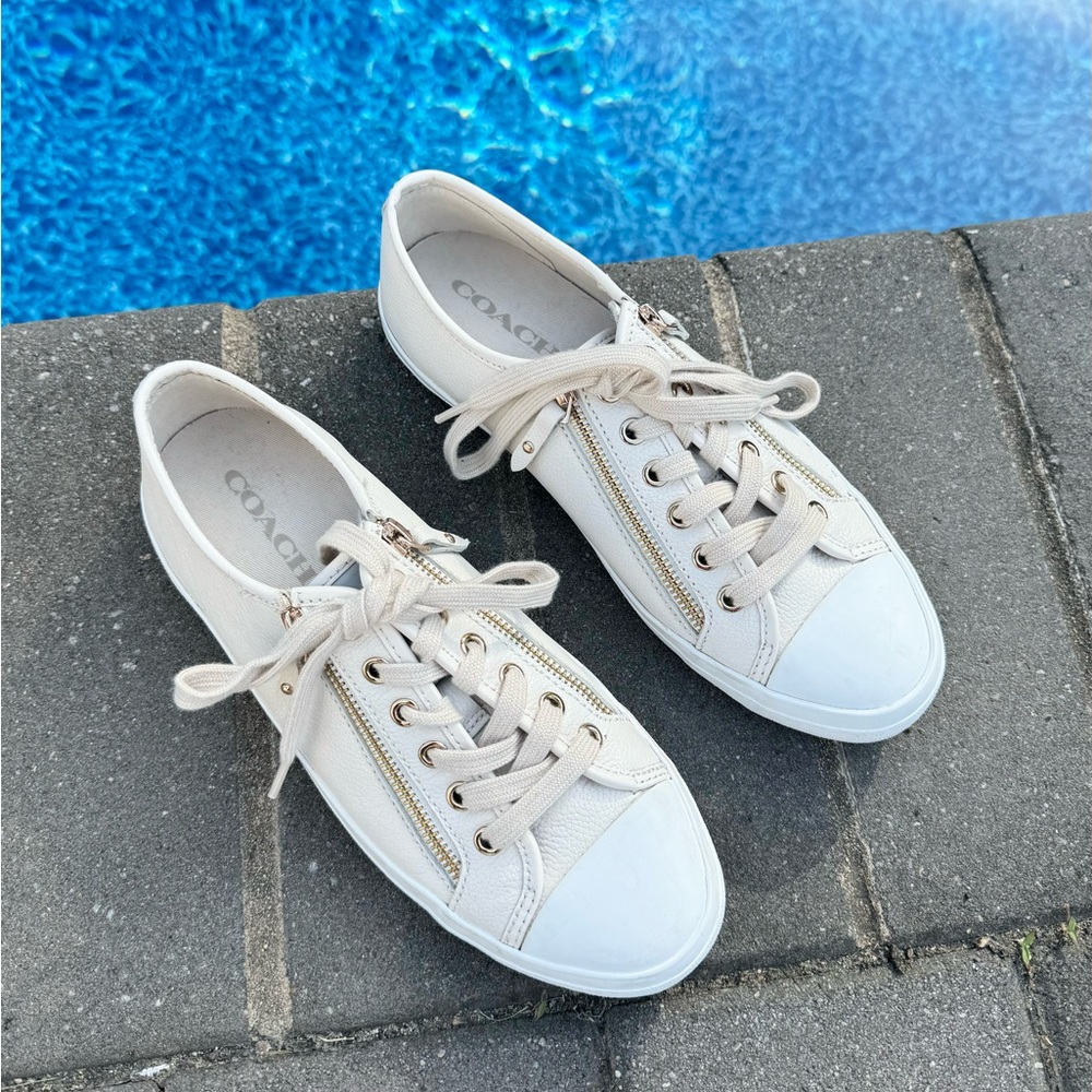 COACH Empire Zipper Sneakers | Size 9.5